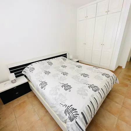 Lejlighed 3 Bedrooms Cristianos Communal Pool Free Wifi