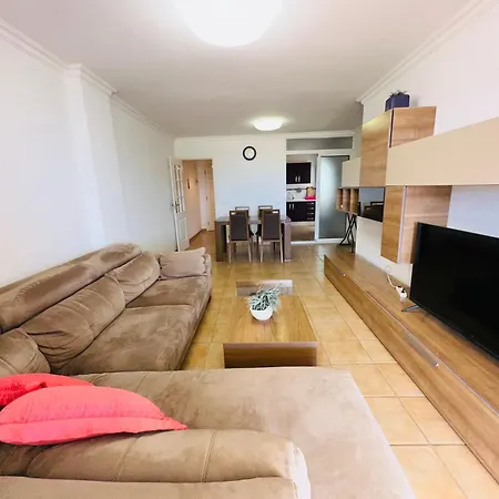 3 Bedrooms Cristianos Communal Pool Free Wifi Lejlighed *